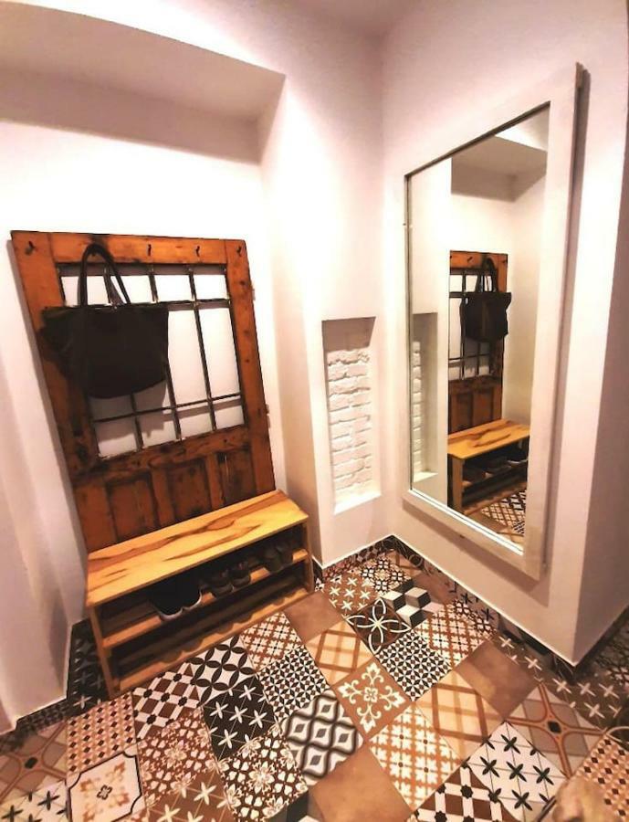 2 Bedroom Apartment Near Heroes Square Budapeszt Zewnętrze zdjęcie