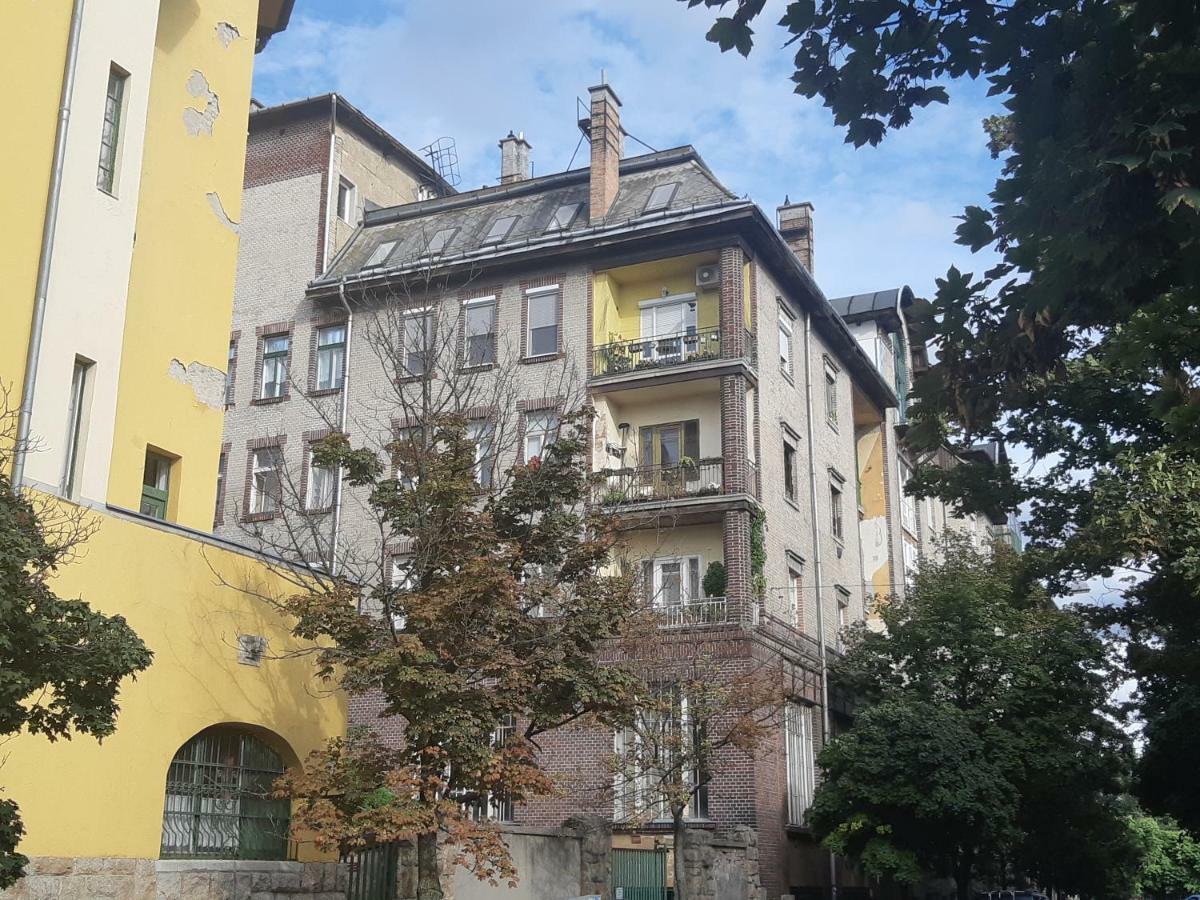 2 Bedroom Apartment Near Heroes Square Budapeszt Zewnętrze zdjęcie