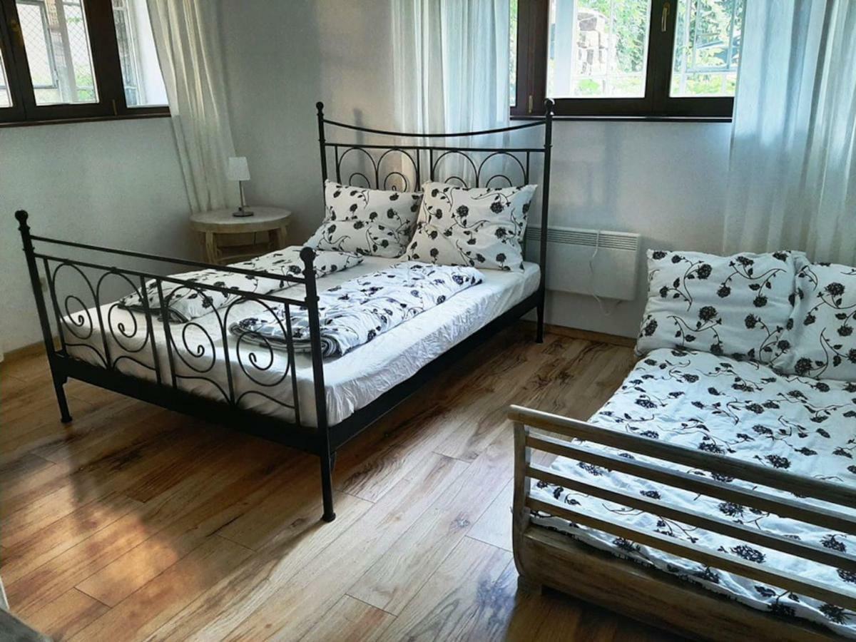 2 Bedroom Apartment Near Heroes Square Budapeszt Zewnętrze zdjęcie